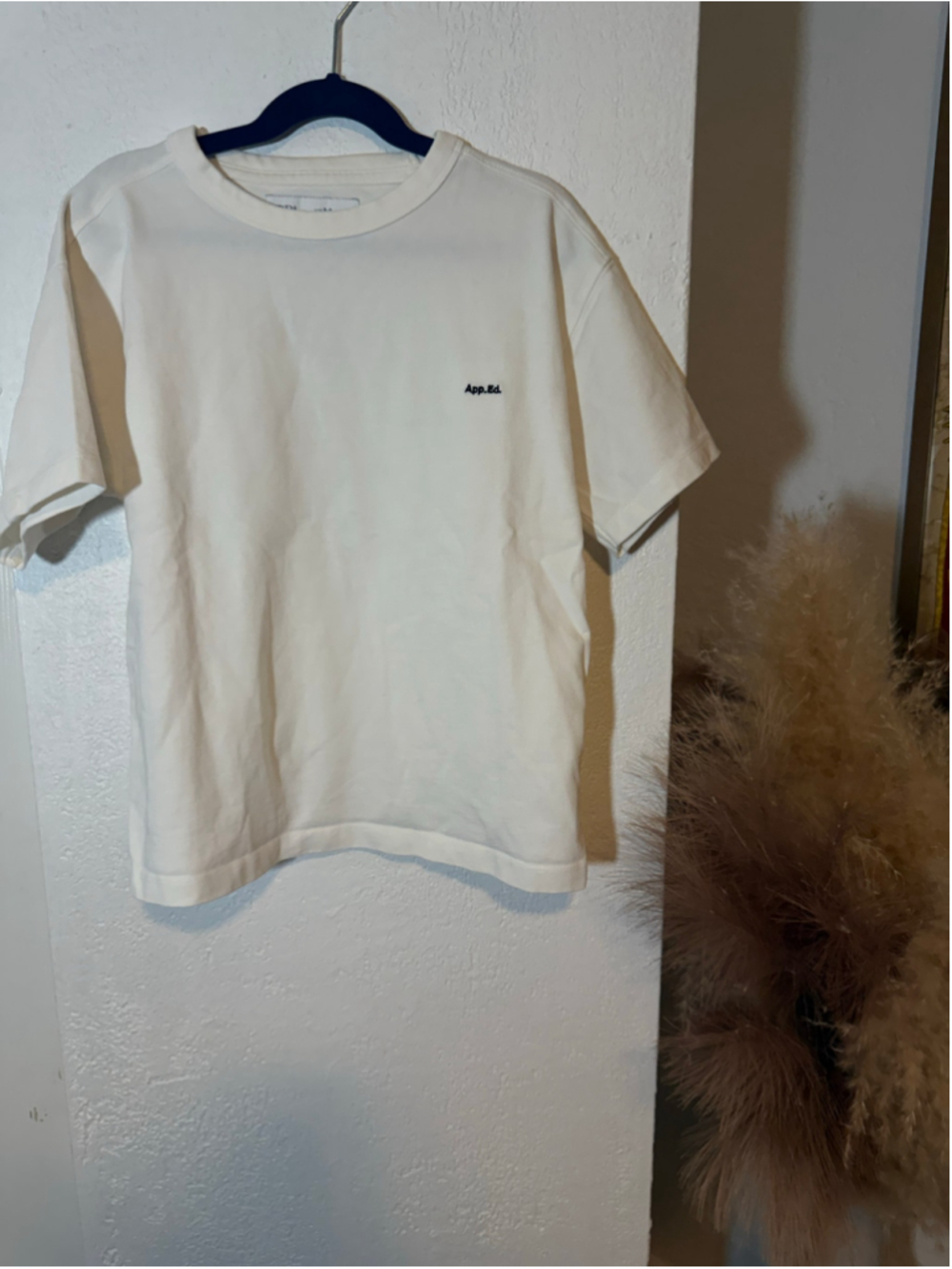 Preowned, Boys Zara App.Ed. White Crewneck Short Sleeve Tee ,White, Size 8